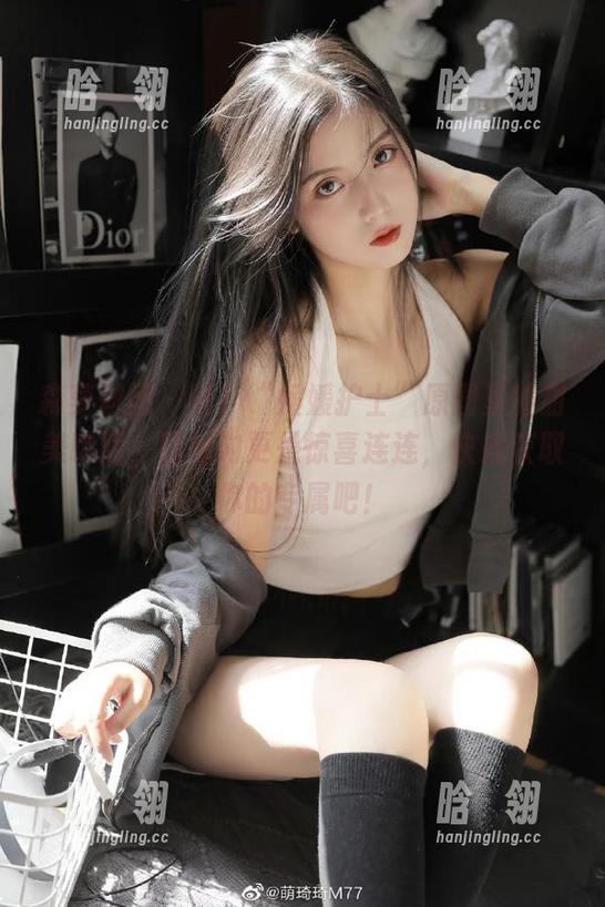 森萝财团-媛媛 森萝财团 - 看!“媛媛护士”原图里的甜美瞬间,图包内更是惊喜连连,快来获取你的专属吧!