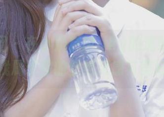 森萝财团 – 在小奶糕Milky的透明写真里，寻找属于你的壁纸灵感与美好回忆