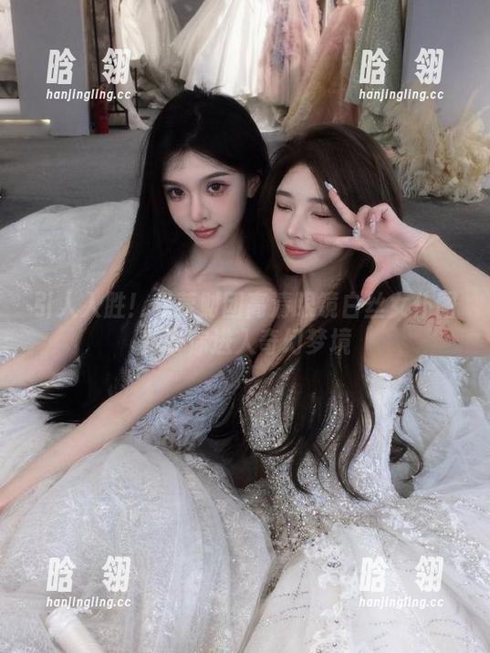 引人入胜！森萝财团高清眼镜白丝女仆图片带你进入奇幻梦境
