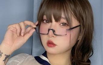 次屁啦小恶魔写真作品原图更新，快来领略她全新风格与魅力！