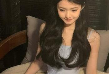 泥泥汝的棉袜精选图片：一次搞笑的袜子时尚秀！