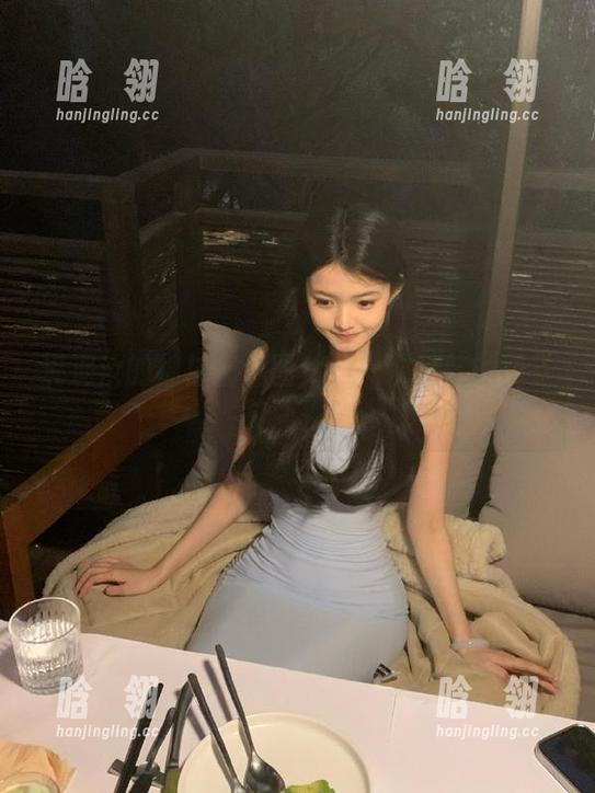 泥泥汝的棉袜精选图片：一次搞笑的袜子时尚秀！
