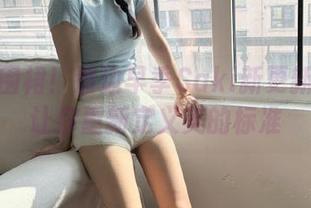 不只是围裙！渡边早季Saki新更新的图包让你重新定义美的标准