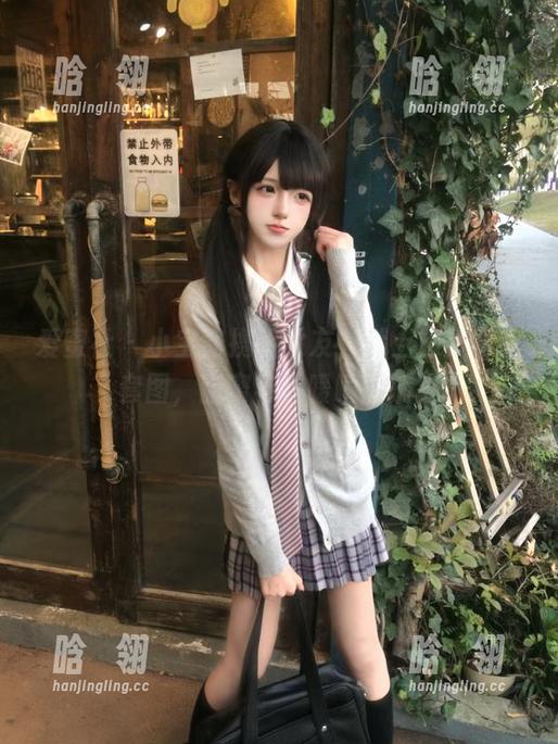 爱蜜社-小宝酱 爱蜜社 - 小宝酱携手女友,献上超美写真套图,甜蜜与温暖瞬间捕捉