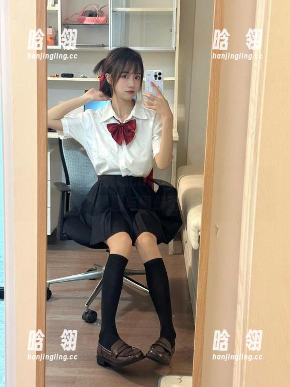 爱蜜社-杨紫嫣candy 爱蜜社 - 与杨紫嫣candy共舞白裙之美:独家原图与图册精彩呈现