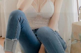 爱蜜社 – 程小烦不烦的豹纹写真合集，释放你的内心野性与优雅并存