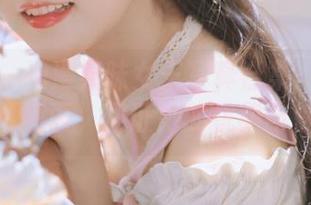 瑞丝馆 – 浪漫果味女王写真合集：精选每一幅画面，见证她的优雅与魅力