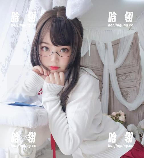 白烨烨 与白烨烨一起体验日常:精美图片大汇集,快来下载欣赏她的生活点滴!