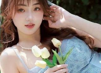 白露Bululu恋人特辑：图库资源更新，仿佛梦中情人再现！