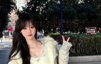 秀人网 – 探索Egg-尤妮丝Egg的毛衣魅力，精美美图和套图让你沉醉时尚世界