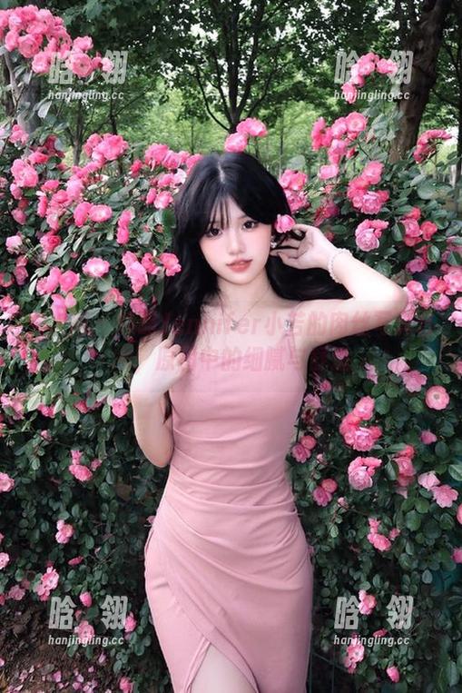 秀人网-Jennifer小若 秀人网 - 领略Jennifer小若的肉丝写真艺术,原图中的细腻与舒适