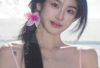 秀人网 – 绚丽黑色魅力！YOYO苏小苏图包更新，最新写真作品已奉上