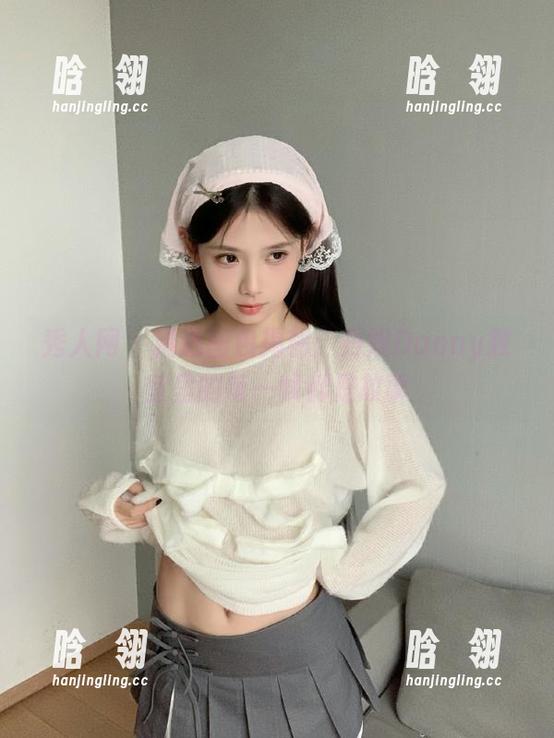 秀人网 - 精选图包揭秘：丹妮Danny教室里的每一帧都是故事