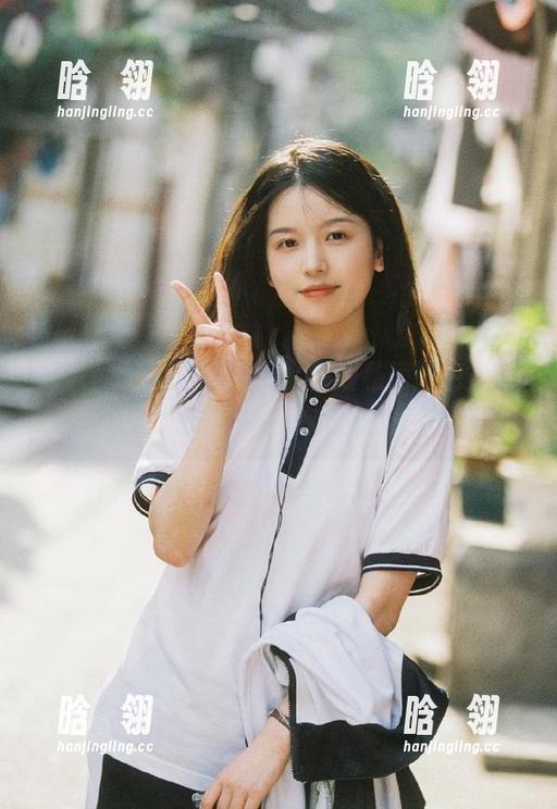 秀人网 - 可可COCO水手服私房图包，精彩瞬间定格，唤醒你心中的少女梦