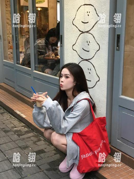 秀人网-周于希Sally 秀人网 - 感受周于希Sally的心愿旅拍魅力:丰富图片资源任你选