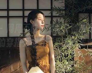 秀人网 – 周周不吃香菜的独特棉袜写真，探寻她的穿搭灵感与无尽美好生活点滴！