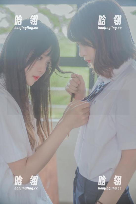 秀人网-周慕汐 秀人网 - 灵动与优雅并存:周慕汐学妹写真作品合集展现独特风格