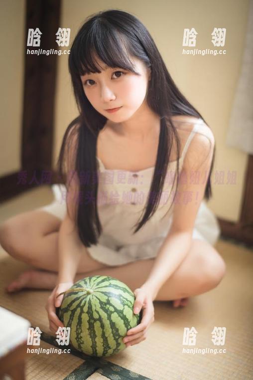 秀人网-噜噜妞儿 秀人网 - 最新美图更新:“噜噜妞儿姐姐”用镜头描绘她的美丽故事!