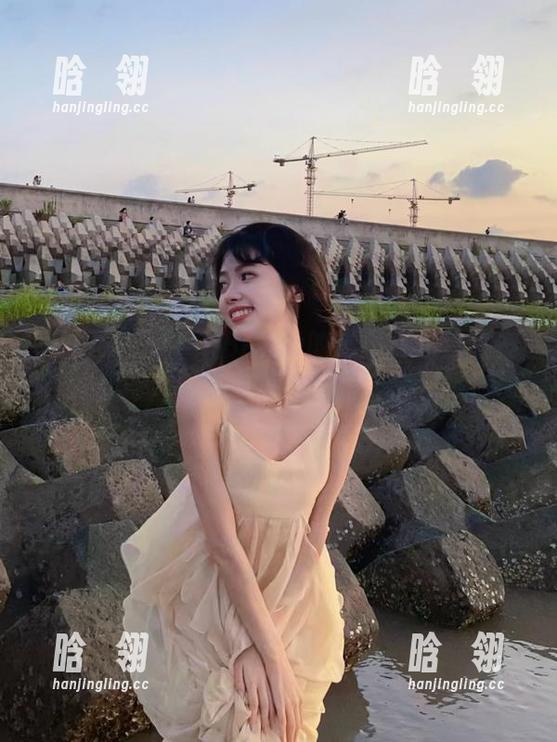 秀人网-大橘BBKira 秀人网 - 大橘BBKira的精彩自拍作品在线上线下,都能带给你惊喜与欢笑!