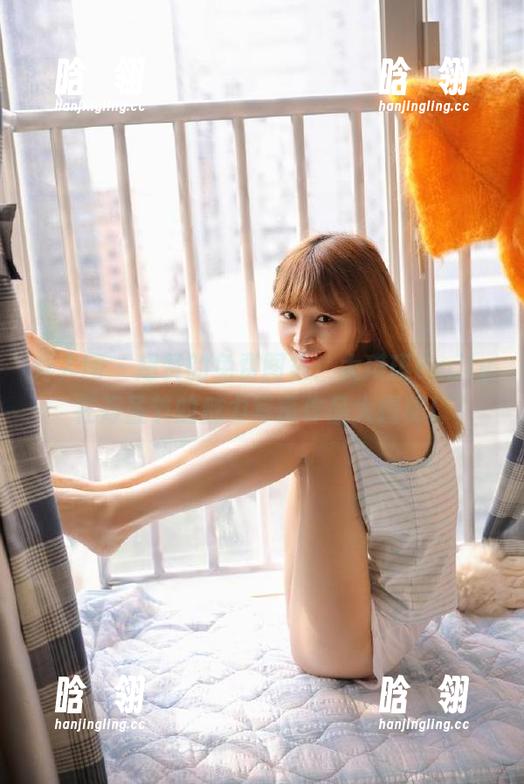 秀人网-大琪琪Emily 秀人网 - 超赞的免费图集:大琪琪Emily在万圣节的魅力写真作品大揭秘!