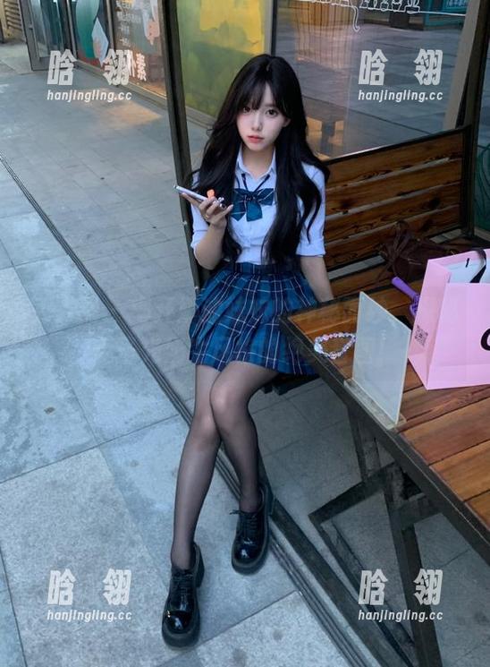 秀人网-奶油妹妹 秀人网 - 揭开奶油妹妹的神秘面纱,探秘无圣光奶牛风格的绝美套图!