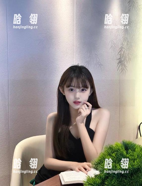 秀人网 - 娜娜子呀万圣节主题写真作品，图库里的节日魔法等你发现