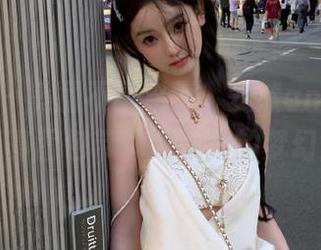 秀人网 – 美丽不再遥远，安然anranJK全套写真图包带你进入她的梦幻世界！
