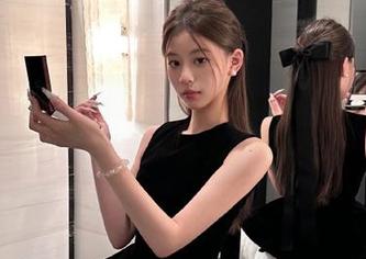秀人网 – 小逗逗可爱写真精选合集，尽享高清图片的视觉盛宴