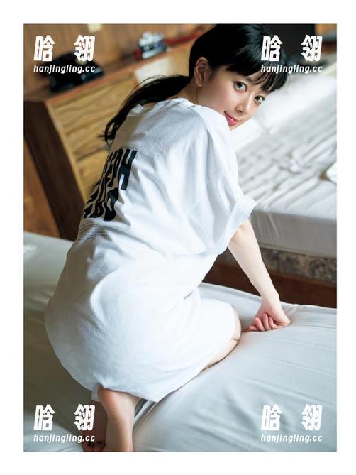 秀人网 - 是小逗逗的天使照片精选合集，带你领略独特的艺术氛围，别再犹豫了，快来吧！