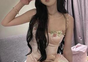 秀人网 – 动感十足的言沫：运动写真原图供你欣赏，别忘了下载哦！