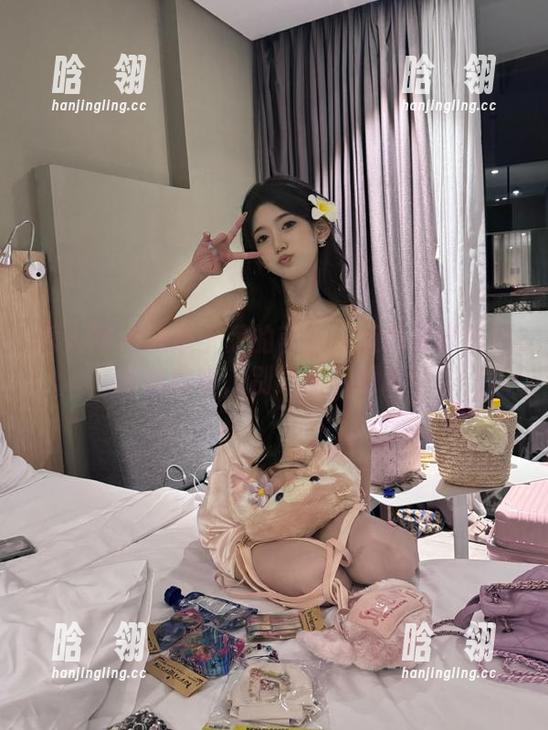 秀人网-言沫 秀人网 - 动感十足的言沫:运动写真原图供你欣赏,别忘了下载哦!