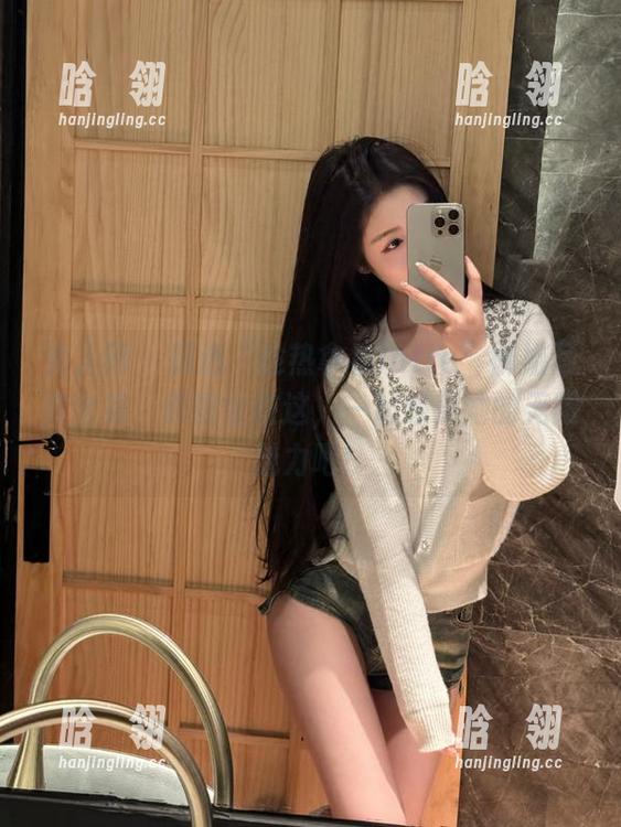 秀人网-趁热拿铁latte 秀人网 - 精选“趁热拿铁latte”御姐写真全集,原图全在这,一起感受她的无限魅力吧!