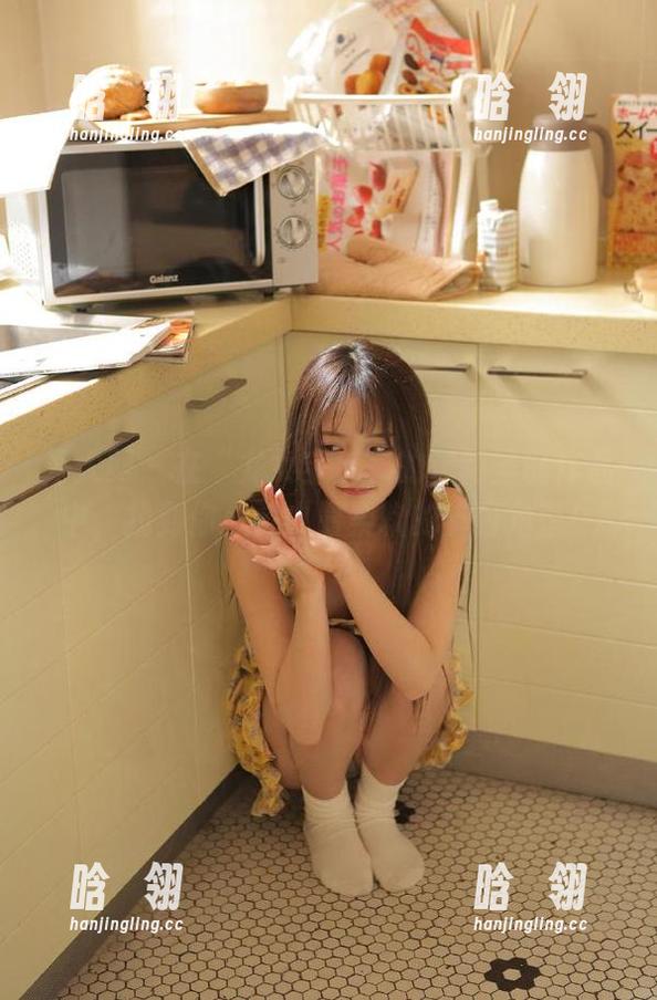 秀人网-龙女宝宝 秀人网 - 在“龙女宝宝”的定制圣诞作品中,找到你心灵中最柔软的节日角落!