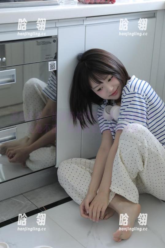 紧急企划 - 奶糖私拍特别合集：肉丝魅力无处不在，带来视觉的极致享受