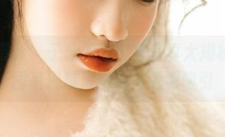 绮梦摄影 – 子涵美脚全套写真大揭秘，原图呈现精致时尚与无限吸引