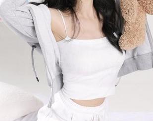 美媛馆 – 每周美图更新：与小魔女奈奈一起走进少女的奇幻世界