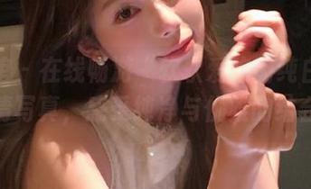 美媛馆 – 在线畅游“软软爱吃肉纯白”高清写真，感受纯净与优雅的结合