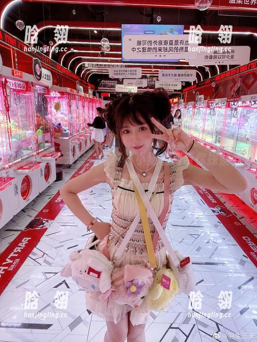 羽生三未 羽生三未无圣光写真,小猫私房带你探索另一种美的图片