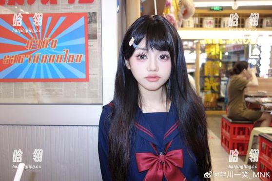 芊川一笑MNK蕾丝写真高清图包，感受她如梦似幻的美丽瞬间！