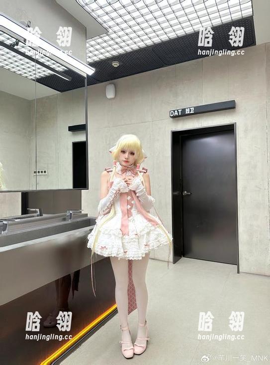 “芊川一笑MNK”瑜伽写真盛宴，精选cos造型尽显灵动魅力