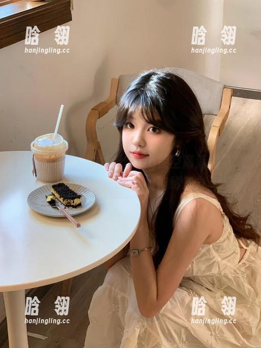 花漾show - 尤妮丝egg镂空高清图集，捕捉每一帧隐藏的神秘魅力