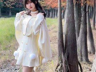 萌芽儿o0户外摄影套图作品：让你感受自然与青春的完美碰撞！