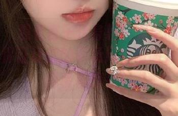 蜜桃社 – 观看杏子化身职场女王的职业装图包，保证让你的职场风格瞬间升级，连同事都惊呆！