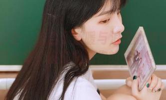 觅芙少女 – 结合了温暖与浪漫的娜娜圣诞写真合集，快来收藏你的节日珍品！