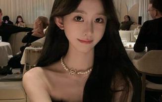 语画界 – “唐宁宁学姐写真”系列，展现她灵动的风采，尽情下载精美套图，绝不容错过！