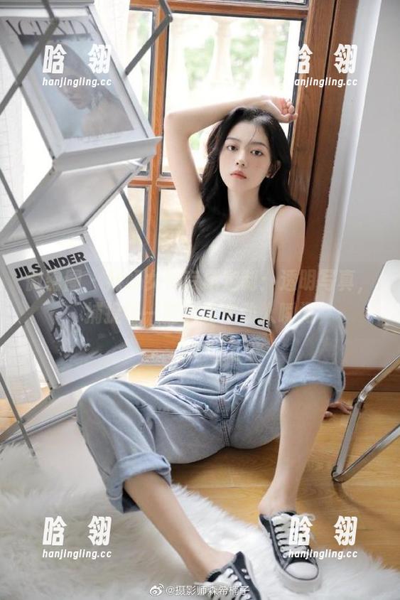 微密圈 - 辣妈女神专属定制：透明写真，捕捉每一刻的真实动人瞬间