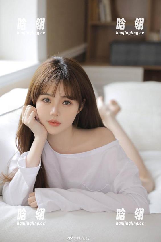 微密圈 - 抢眼登场！铁锤姐姐最新女神系列作品上线，瞬间点燃你的视觉享受