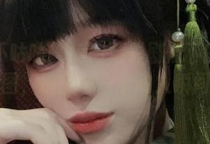 阿九从不咕咕(九言)精彩剧情下的精选套图，捕捉每一个动人瞬间