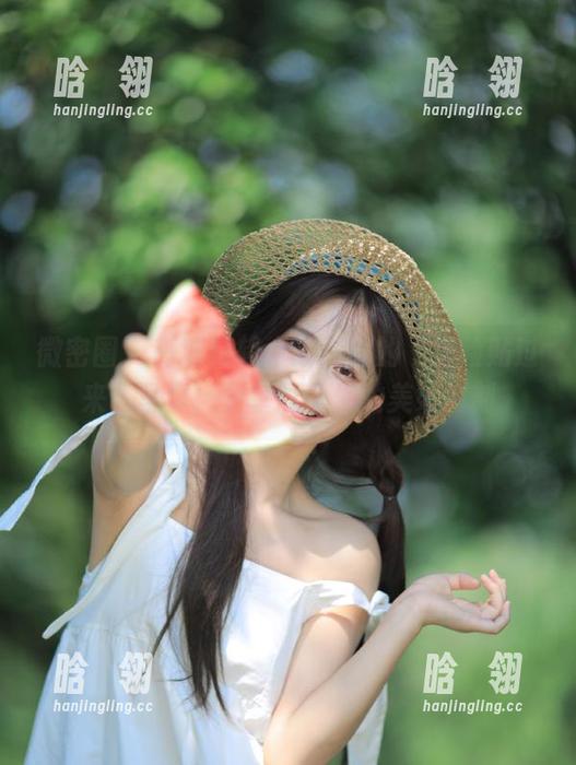 微密圈 - 高清特辑：陈佩奇的“把脸贴过来”写真，分享属于你的美好时刻