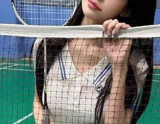 青豆客 – 探索汪佩妮Penny的镂空写真原图，带你领略创作背后的故事，让艺术照亮心灵深处